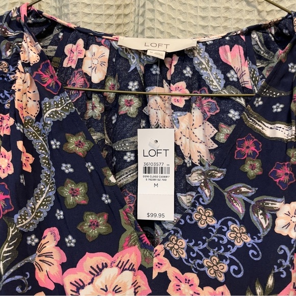 NWT LOFT Navy Floral V-Neck Dress Size M - Picture 4 of 4